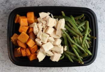 FITMEAL - Chicken, Yams & Green Beans FITMEAL - Chicken, Yams & Green Beans